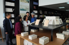 “出海”招商 马栏山视频文创园考察摩洛哥星空书店并与当地出版界座谈