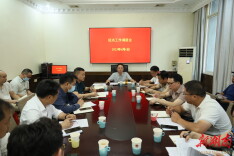 打好“发展六仗” 促进经济运行 田刚主持召开经济工作调度会