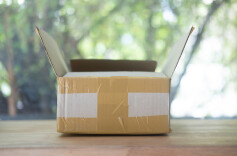 快递业，从拼“速度”到比“绿色”