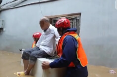 面对汛期暴雨 科学避险早知道