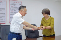 刘庆雄看望慰问困难党员并调研食品安全“两个责任”包保主体工作