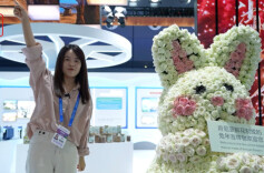 记者带你去逛展①｜吃坚果、喝咖啡、买买买……一秒空降到非洲