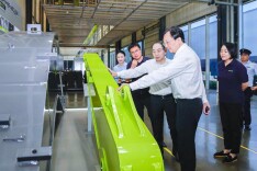 中国黄金集团党委书记、董事长卢进到中联重科调研交流