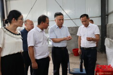 毛运鸿：紧盯特色优势 发挥集聚效应 为促进群众增收致富开出中药材产业“良方”