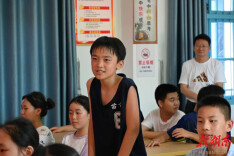 溆浦县残联：“量体裁衣” 给残疾儿童免费发放68双矫正鞋