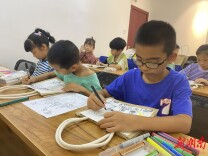 小小环保员 环保“袋”回家