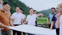 田刚现场调度大地冲矿山项目建设工作