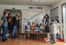 云溪区松杨湖街道： 爱心托管  浓情“益”夏