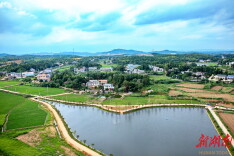 红色走廊 丹青长湖