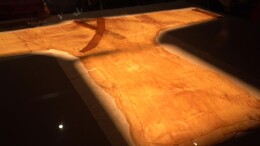 素纱单衣、T型帛画 湖南博物院晒的“朋友圈”有点炫