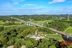 农旅融合 秀美银田