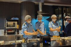网红餐厅“随机查” 守好餐饮安全门