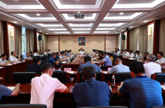 毛运鸿主持召开70周年县庆筹备工作调度会时强调：精心组织、群策群力，确保县庆活动办出特色、办出水平