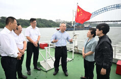 沈晓明巡查湘江：扛牢“守护好一江碧水”政治责任 不断提升河湖管理保护水平