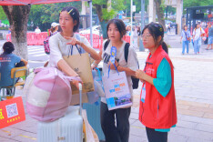 长沙民政职院校团委积极开展迎新工作