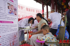 我县开展出生缺陷防治知识宣传活动