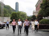 湖南省政协研究室主任唐宇文一行到白沙溪考察调研