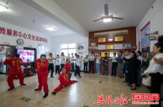 是他们在背后默默支持“蜗牛”这个特殊群体