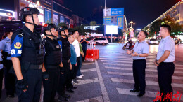 毛运鸿带队督导“两节”期间全县安全防范工作