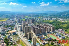 大瑶镇：南川河畔扬帆新发展 花炮小镇执笔写华章