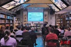 打破“读图”时代的碎片化阅读  听作家王新说“见与不见”