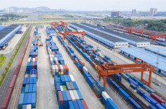 1至9月国家铁路发送货物28.97亿吨