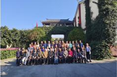 临湘市职业中专：赓续职教情怀 共庆重阳佳节