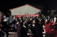 临湘市人社局：屋场会开到家门 社保政策讲进心坎