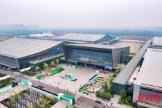 炫酷！58种255台现代农机装备齐齐亮相农博会