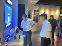 金博股份董事长廖寄乔一行赴超能机器人考察调研