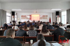 李庆国到芦苇总场开展讲主题党课活动