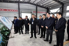 毛伟明：持续用力加快怀化国际陆港高质量建设