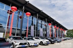 湖南龙星行奔驰十周年店庆圆满落幕