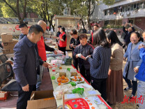 特色农产品走进省体育局大院  “以购代帮”上演乡村振兴力量