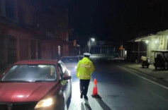 安乡：酒驾整治不松懈 守护安全不放假