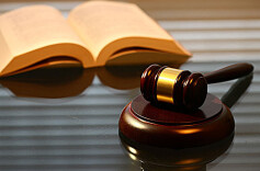 丈夫借款用于夫妻公司，妻子要担责吗？