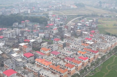 乡村振兴进行时｜建新屋修旧房 乡村振兴绘新图