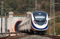 中老铁路开通2周年跑出加速度