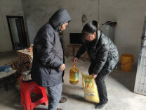 新田：关爱之路 共筑温馨