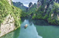 世界张，别样的现代化歌韵