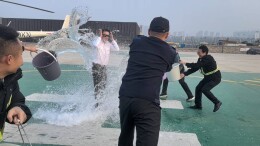 永通通航首位飞行学员顺利单飞