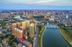 大雁腾飞——评歌曲《征途如虹写精彩》