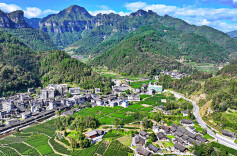 人居环境焕新颜  和美保靖入画来