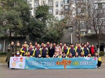 天心区实验小学开展“红领巾小楼长”志愿服务活动