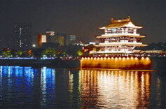 杜甫与长沙：岸花飞送客