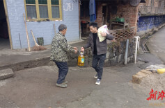 乡镇丨花桥街镇：春节将至送温暖 群众冷暖挂心间