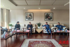 新春上班第一天，刘正仁、蒋春艳等云溪区领导到企业开展拜访活动