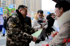 春风行动丨“春风”送岗不停歇 306场招聘促就业