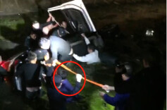 寒夜中，他跳进河水救下两条生命……