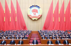 谁在列席和旁听两会？